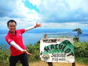 Đỉnh Maculot 930m, Philippines